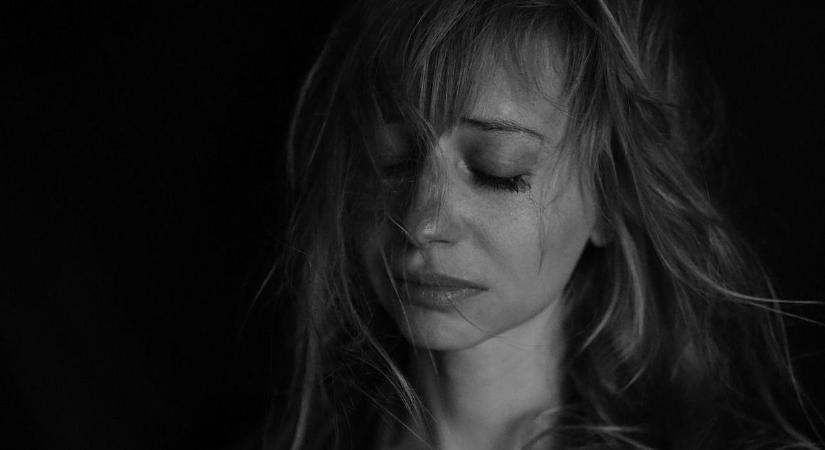 Kiszolgáltatott nőkkel szemben lépett fel szexuális zaklatóként a momentumos képviselő, a Fidesz távozásra szólította fel