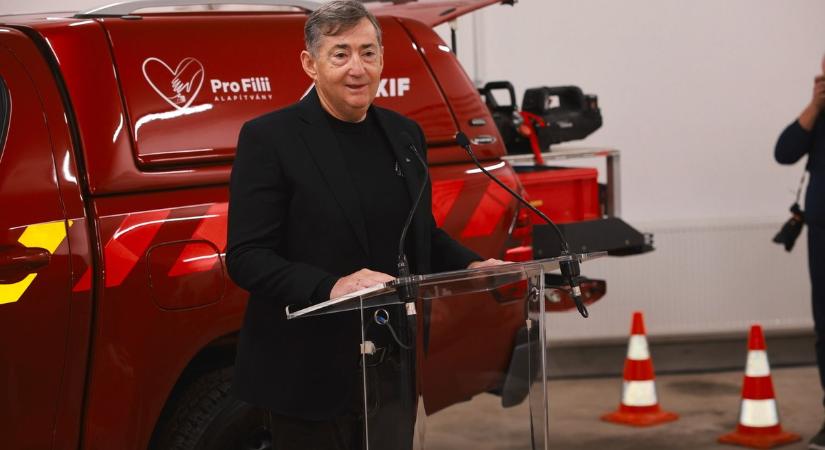 Ilyen gyorsbeavatkozó járművet kapott a Bicskei Önkéntes Tűzoltóság - mutatjuk!