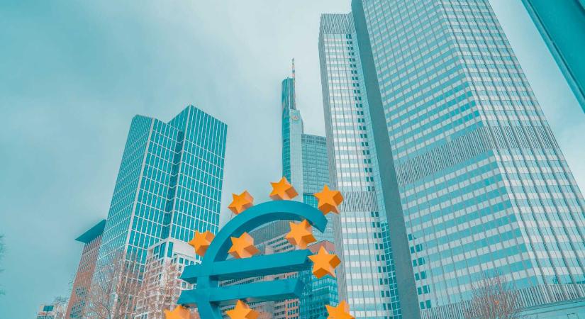 Brüsszel jóváhagyta Románia felülvizsgált helyreállítási tervét: 21,41 milliárd euróhoz férhet hozzá az ország