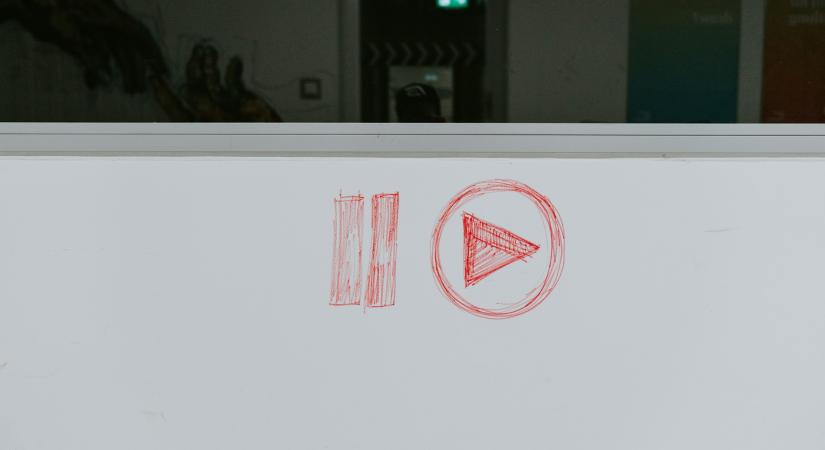 A Hyperliquid ideiglenesen leállította a ki- és befizetéseket – mutatjuk miért