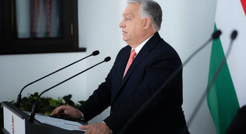 Orbán Viktor bejelentette a 14. havi nyugdíj első kifizetését