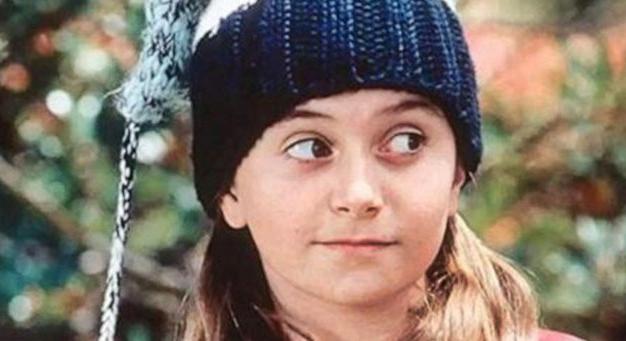 Emlékszel még a cuki Disney-kislányra? Ma már igazi bombázó!