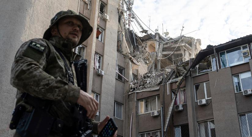 Több tucatnyi orosz célpontra mértek csapást az ukrán erők