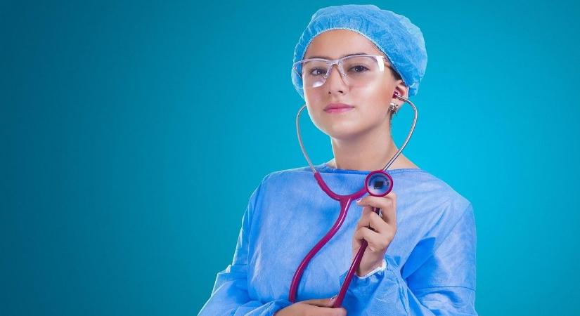 Romlott az állapota a bangkoki Miss Universe kórházba került magyar döntősének