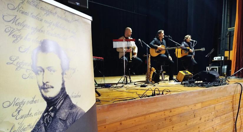 Tompa Mihály Országos Verseny - jövőre még Érsekújvárban, majd végleg visszakerül Rimaszombatba