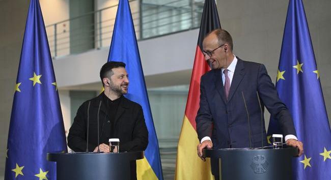 Zelenszkij megígérte Merznek, hogy küzdeni fog a korrupció ellen
