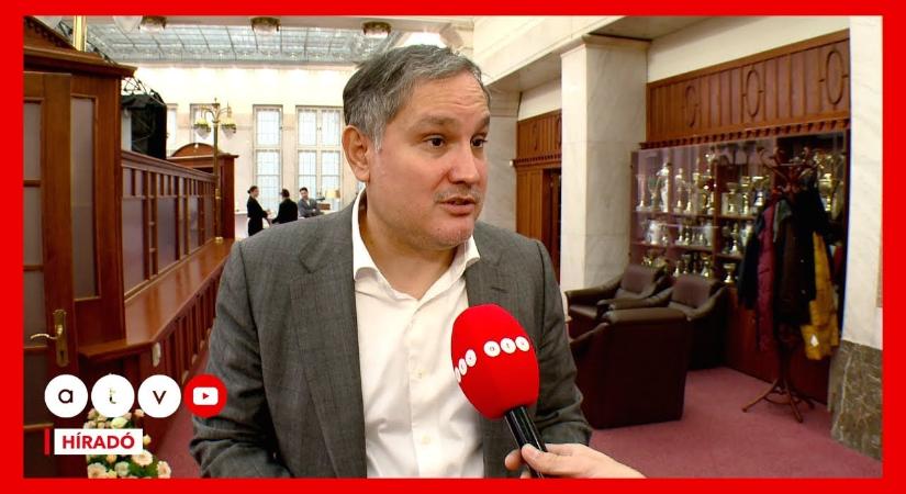 Végső soron az ügyfelek fizetik meg a bankadó emelését?