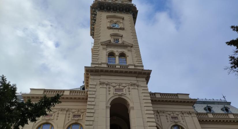 Még holnap jelentkezhetnek a vásárhelyi időskorúak támogatás miatt