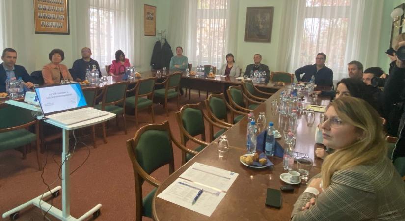 Az energiafelhasználás csökkentéséről, az EKR előnyeiről kaptak első kézből információkat – fotók