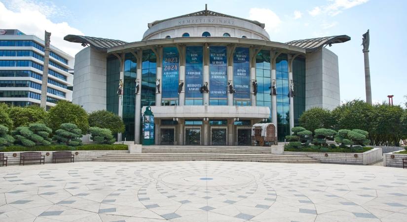 Még mindig nem hallgattak ki gyanúsítottat a Nemzeti Színházban történt két évvel ezelőtti súlyos baleset ügyében