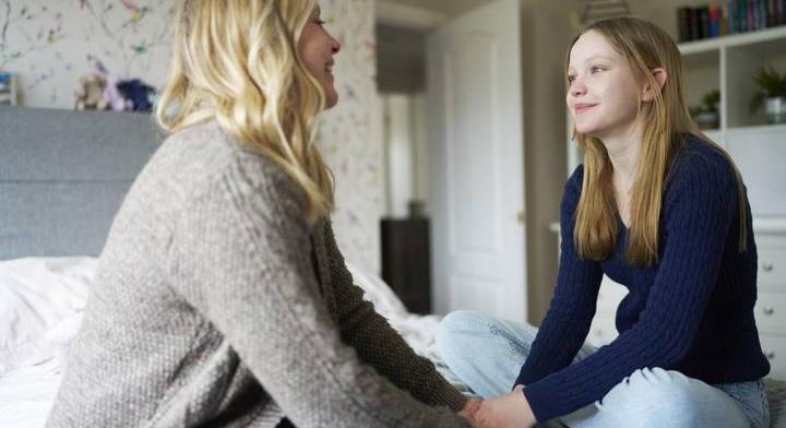 Így beszélgess kiskamasz lányoddal a menstruációról