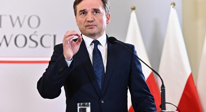 A Budapesten tartózkodó volt lengyel igazságügyi miniszter előzetes letartóztatását kezdeményezték