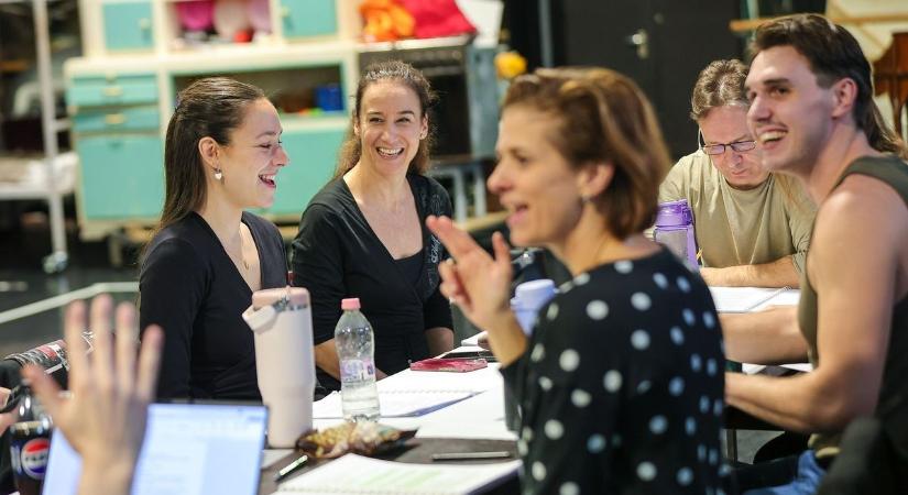 Izgalmas este közeleg - Már próbálják az idei Dráma a Szalonban produkciókat - fotók