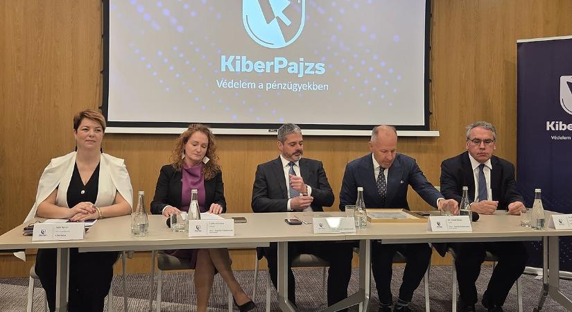 Robban a kiberbűnözés Magyarországon: már a cégek zsebéből is milliárdokat visznek ki észrevétlenül