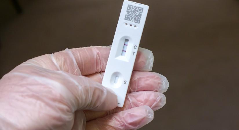 Váratlan fordulat a koronavírus adatokban, ezt mutatja most a szennyvíz hazánkban