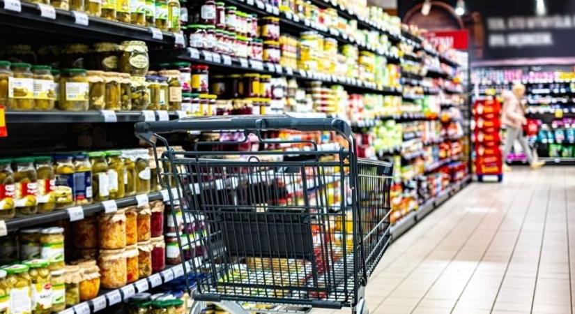 Indul az Élelmiszerbank tartósélelmiszer-gyűjtése, vármegyénkben 25 helyen is adakozhatnak a vásárlók