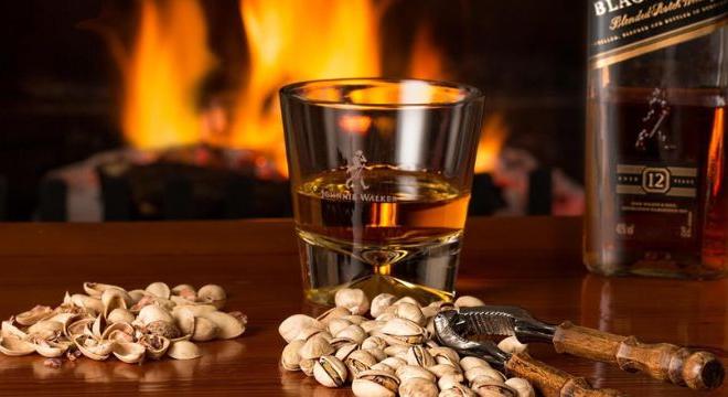 Történelmi hősök és ikonikus italok: a múlt és a jelen kapcsolata