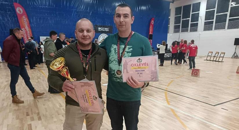 Remek helyezések az országos fekvenyomó versenyen