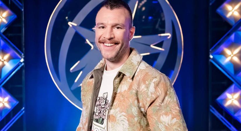 Titokban elvált Molnár Áron és 10 évvel idősebb felesége? A színész nem cáfolta a hírt