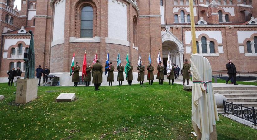 Geomágneses vihar idején avatták nemzeti emlékhellyé Szeged egyik látványosságát