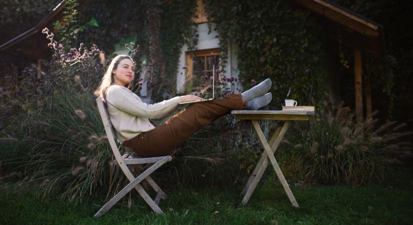 Napi horoszkóp 2025. 11. 14.: Áthangolódós péntek