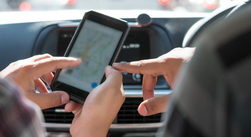 Régen várt újítással kedvez az autósoknak a Google