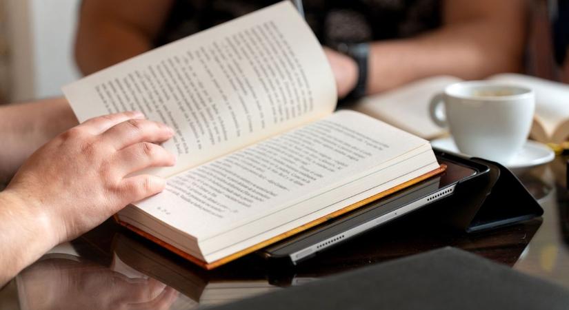 A vitézekről szóló kötetet betekintést nyújt a helytörténet izgalmas fejezeteibe