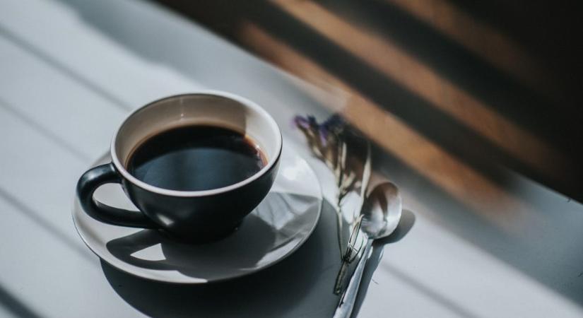 Pénteki friss hírek, forgalom, időjárás – Reggeli pakk