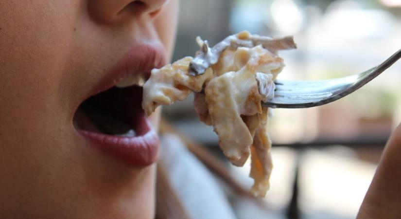 Mennyi ideig bírja ki az ember étel nélkül?