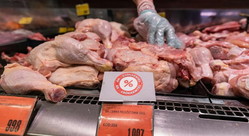 Megjelent a rendelet az árrésstop meghosszabbításáról és a bankadók emeléséről