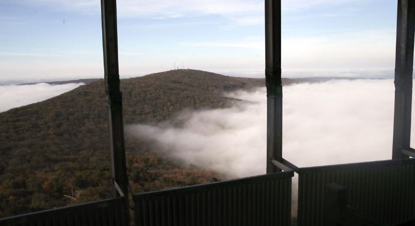 Mi vár ránk a ködös reggel után Pénteken?