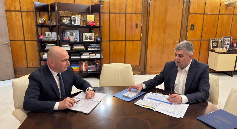 Kitámadta a miniszterelnököt az elődje: „Az ország Messiásának képzeli magát”