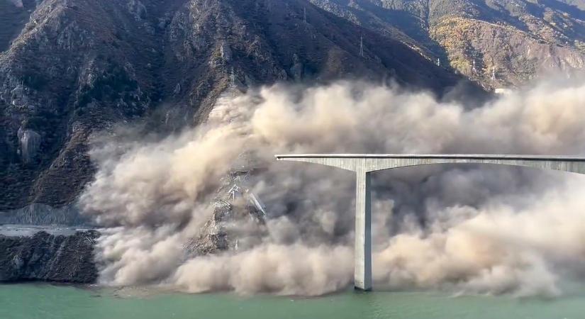 Nem bírta sokáig, hónapokkal az átadás után összeomlott egy kínai szuperhíd