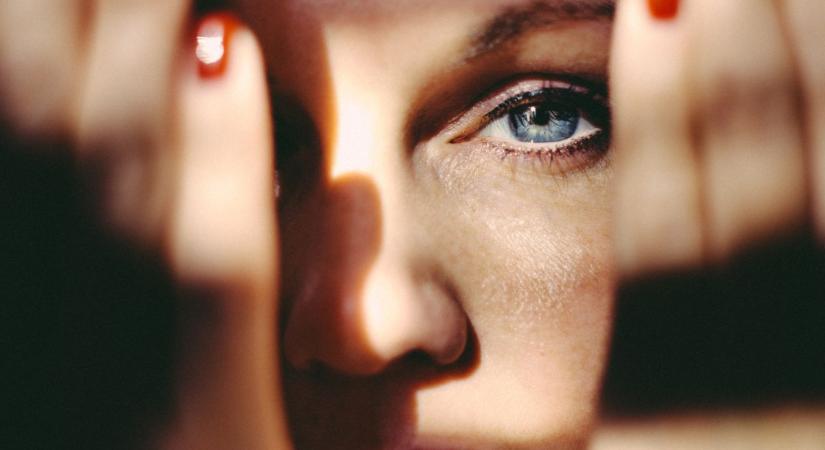 Ettől az egy párkapcsolati trükktől azonnal sokkal vonzóbb leszel