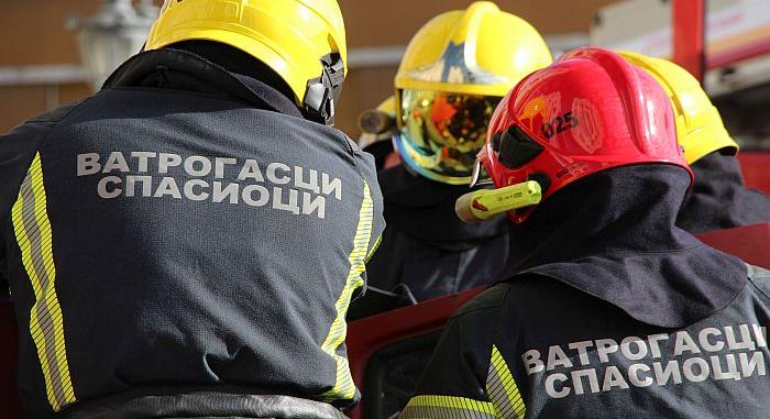 Lángra kapott és kiégett egy autó a tartományi székvárosban (Videó)