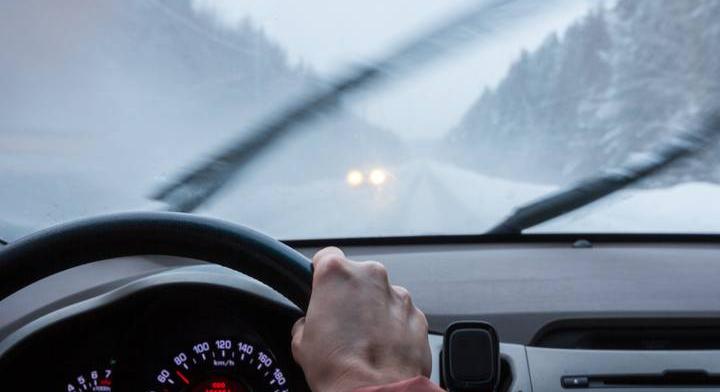 Fontos teendőd van a benzinkútnál – leállhat az autód télen, ha erre nem figyelsz