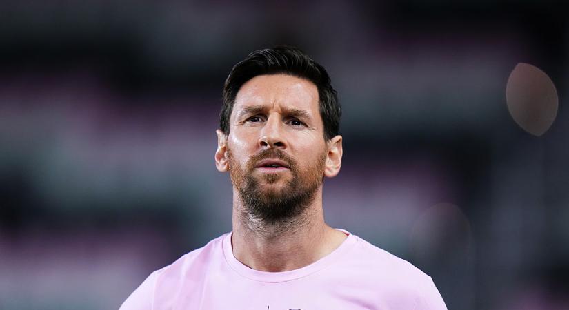 Messi: „Arról ábrándoztam, hogy egész pályafutásomat a Barcelonában töltöm…”