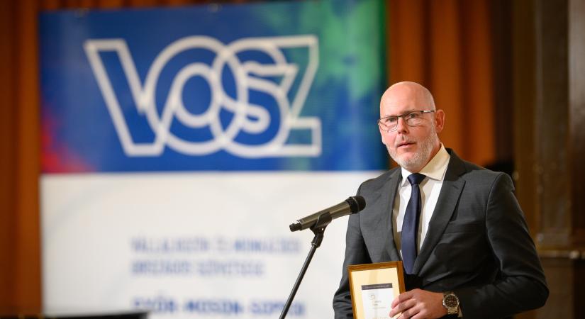 A magyar tudományért: vármegyei Prima díjjal tüntették ki a Széchenyi István Egyetem tudáshasznosító cégének vezérigazgatóját