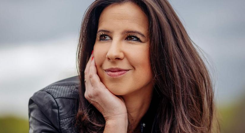 Gereben Zita új dala megidézi a nyolcvanas évek hangulatát