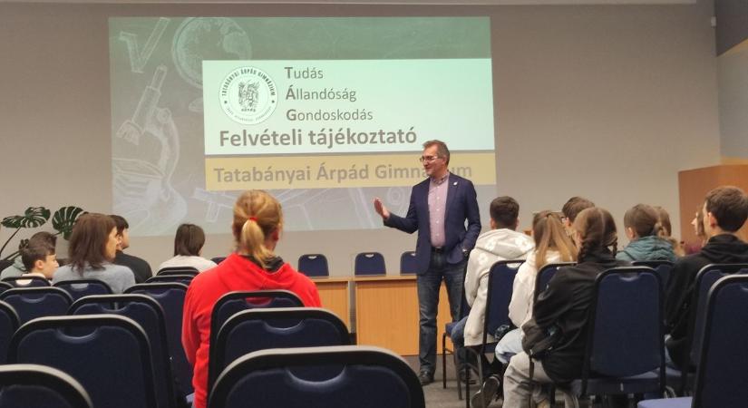 Így megy a felvételi az Árpád Gimnáziumban - a tatabányai iskola benne van a TOP100-ban