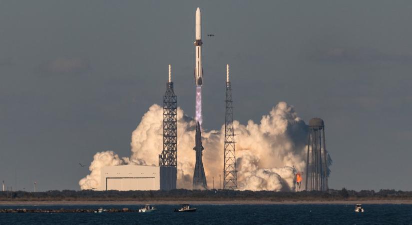 Útnak indult a Blue Origin Mars-küldetése, a New Glenn a NASA műholdjait szállítja