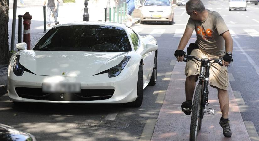 Ér ennyit egy használt autó? Elképesztő árakkal találkozhatunk