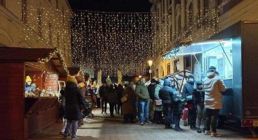 Makói advent: már tudni, mi mindennel várják a családokat