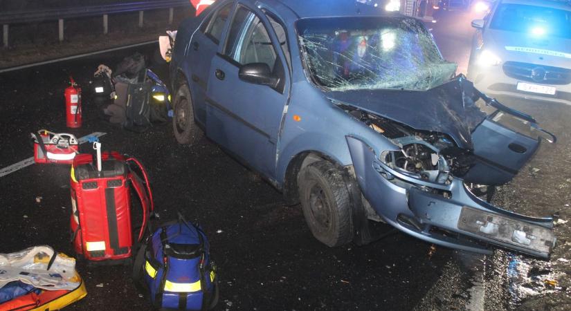 Drámai képsorok: Így történt a halálos baleset a főúton (helyszíni fotók)