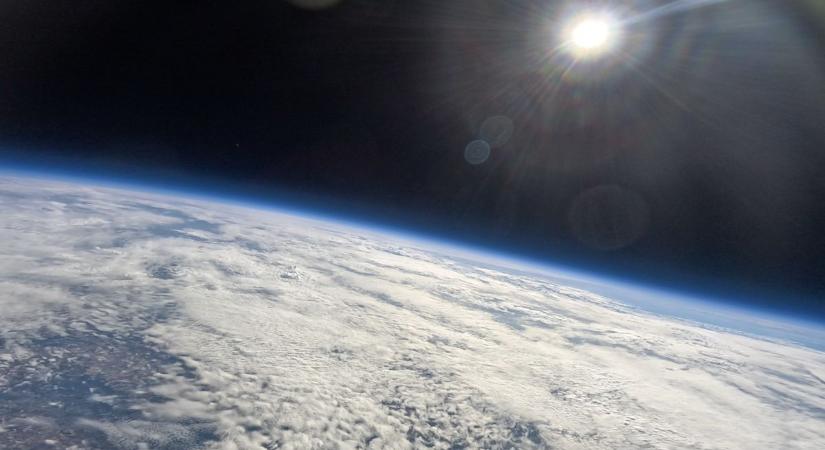 Felért a világűrbe a MATE ballonja