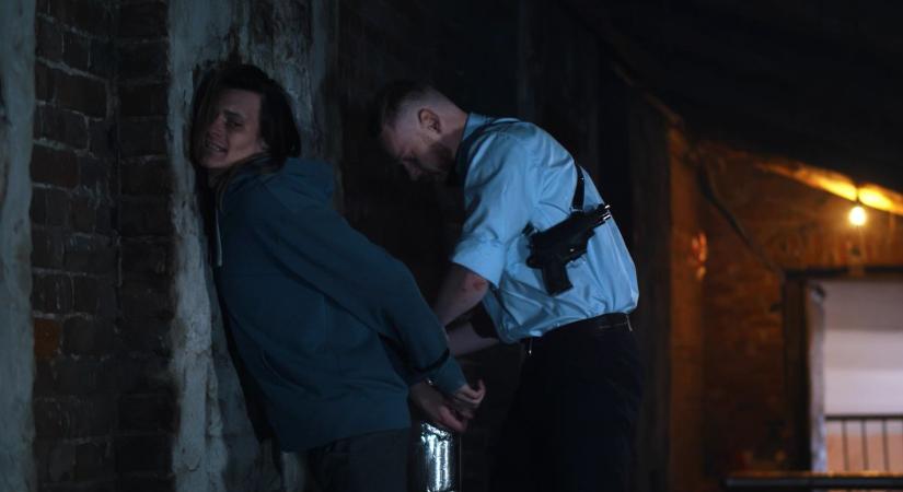 Lebuktatták a dílerpárost, akik ismert zenészeket láttak el tiltott szerekkel