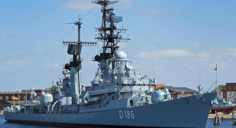 Mire készülhet Putyin? Orosz katonai hajó cirkál az amerikai partoknál