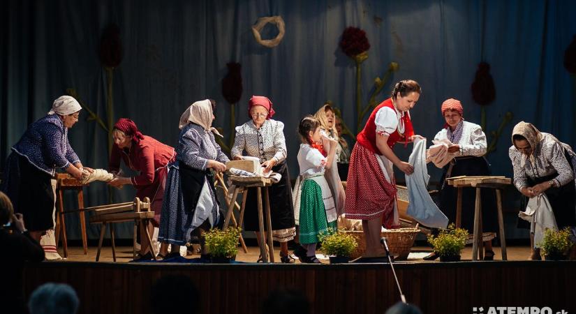 Ők jutottak a Bíborpiros szép rózsa népzenei vetélkedő döntőjébe 2025-ben