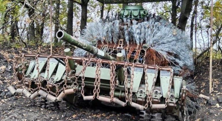 Először kinevették az ukránok az orosz „szőrös” tankokat, most már másolják őket