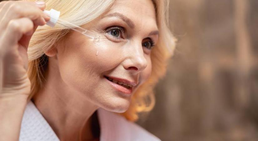 Kisimulnak a ráncok drága arckezelések nélkül: a C-vitaminos szérum így a leghatásosabb